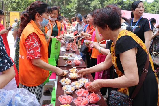 美食義賣.jpg