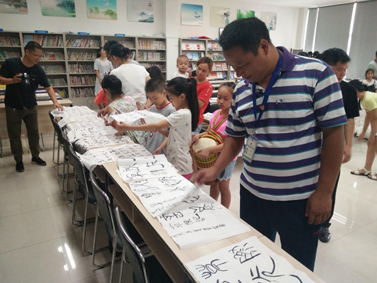 現(xiàn)場書法以及書法展示.jpg