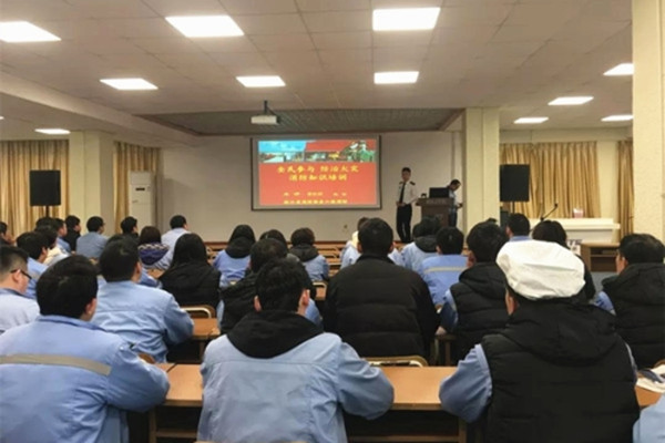 “全民參與 防治火災(zāi)”消防安全培訓講座進凱耀.jpg