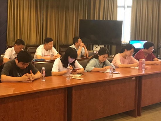 社區(qū)教育教學(xué)點(diǎn)特色課程建設(shè)項(xiàng)目培訓(xùn)培訓(xùn)現(xiàn)場(chǎng).jpg