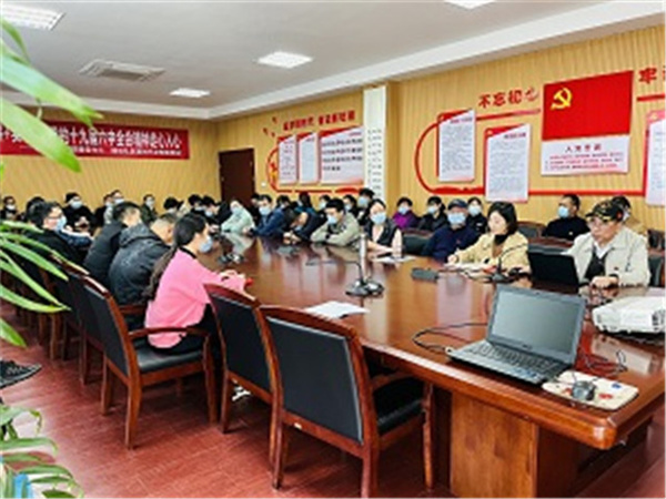 “宣講+實(shí)干”讓十九屆六中全會(huì)精神走心入心.jpg