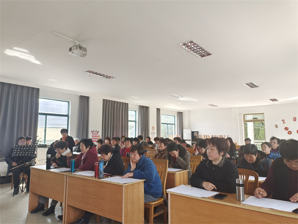 北侖區(qū)春曉街道社區(qū)老年大學(xué)慈岙分校越劇班開班啦.jpg