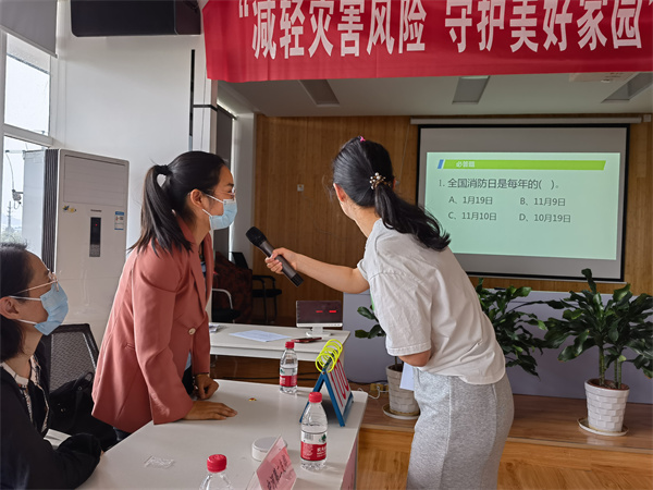 齊參與，漲知識(shí)！學(xué)苑社區(qū)開(kāi)展5·12防災(zāi)減災(zāi)知識(shí)競(jìng)賽 (2).jpg