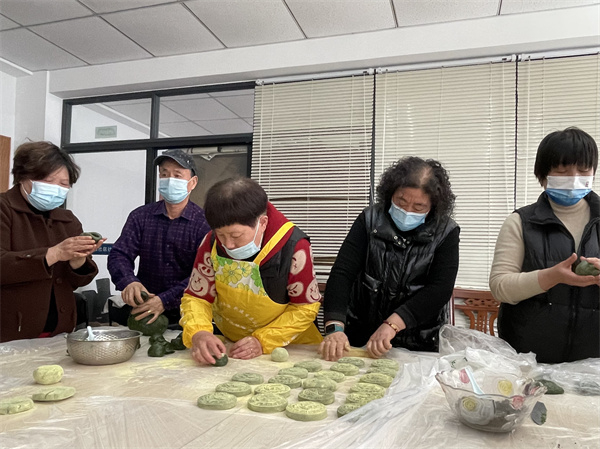 知民俗、制青團(tuán)3.jpg