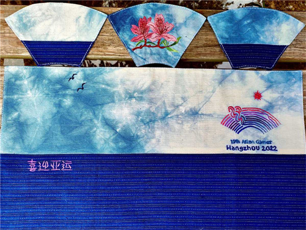 柴橋成校成人高中學員用1萬針次創(chuàng)作出迎亞運作品.jpg