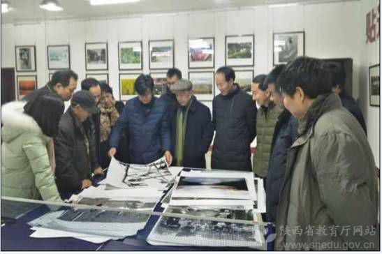 陜西省教育廳工作組實(shí)地查看隴縣文化館.jpg