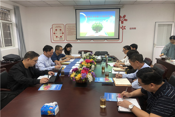 柴橋成人學校迎接寧波市鄉(xiāng)鎮(zhèn)（街道）標準化社區(qū)老年大學評估檢查.JPG