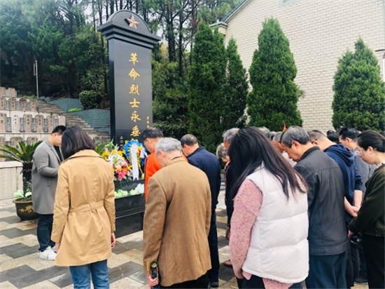 學黨史銘初心 百年潮涌憶先烈.jpg
