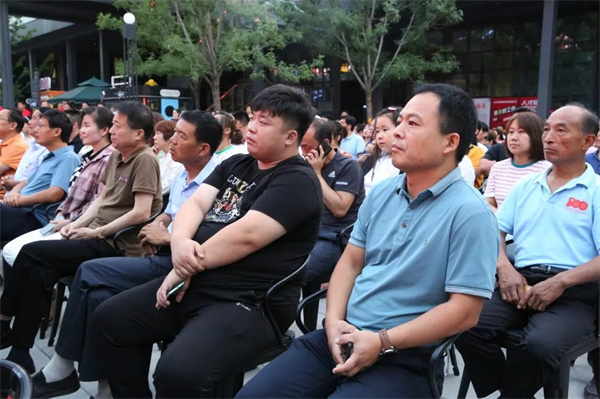 現(xiàn)場觀眾1.jpg