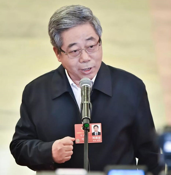 陳寶生1_副本.jpg